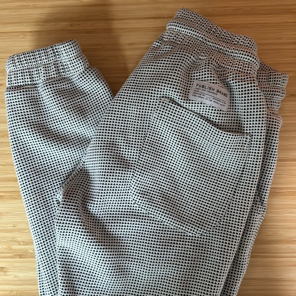 Publish brand joggers size 25
